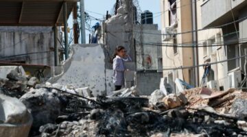 الأونروا”: ادعاءات إسرائيل بوجود مناطق آمنة في غزة “كاذبة ومضللة