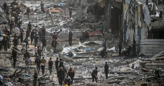 الأمم المتحدة: تراكم 270 ألف طن من النفايات فى غزة يخلق كارثة بيئية وصحية