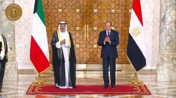 السيسي وأمير الكويت يؤكدان رفضهما استمرار إسرائيل في عملياتها العسكرية