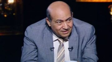 أشرف زكي يحرر محضر ضد طارق الشناوي بسبب مقال والمتابعين مع الناقد