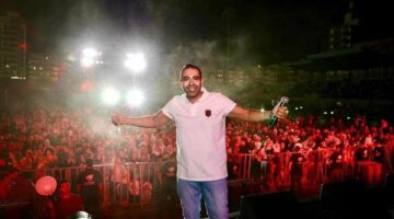محمد عدوية في أولى حفلات ليالي مصر للربيع بالمنوفية